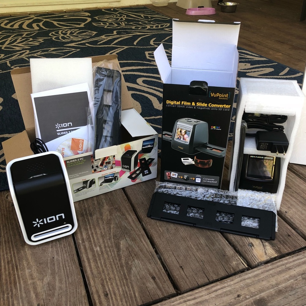 Digital film and slide converter